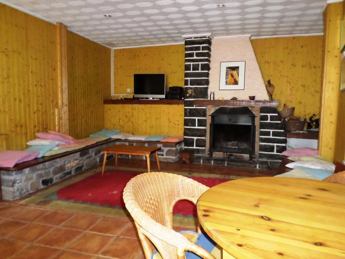 Albergue El Ultimo Bucardo Linas de Broto Exterior photo