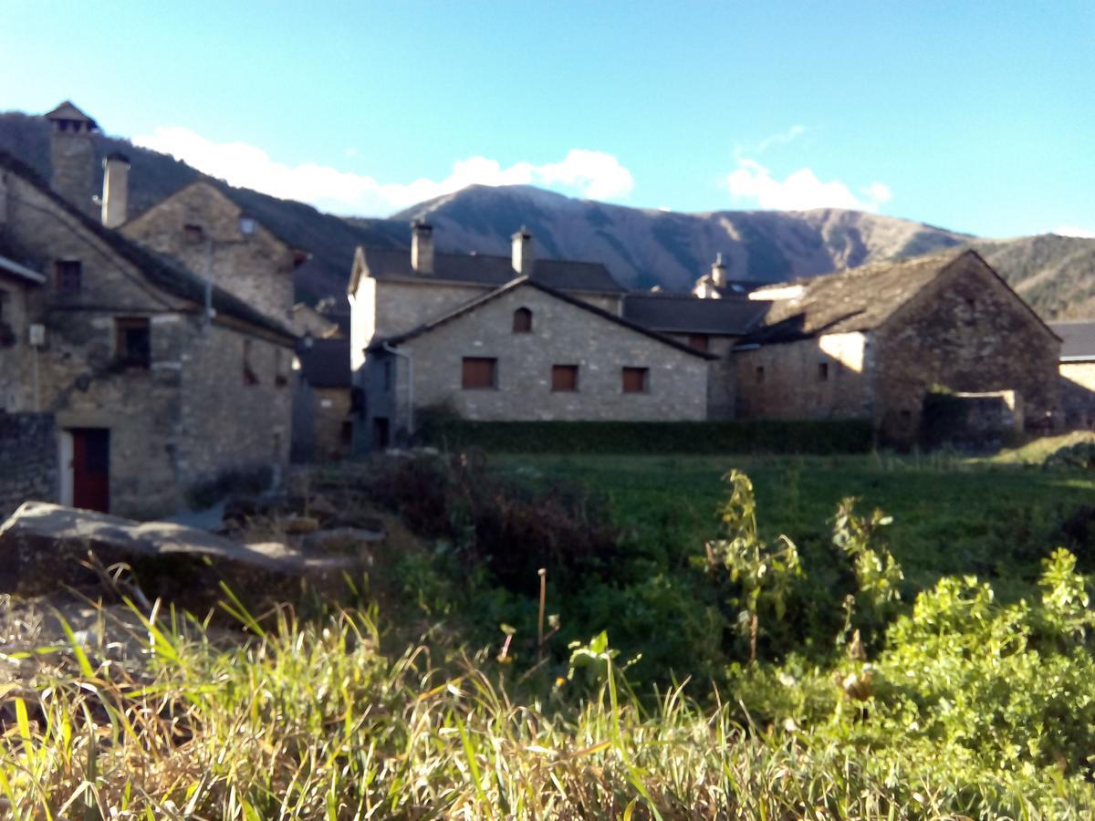 Albergue El Ultimo Bucardo Linas de Broto Exterior photo